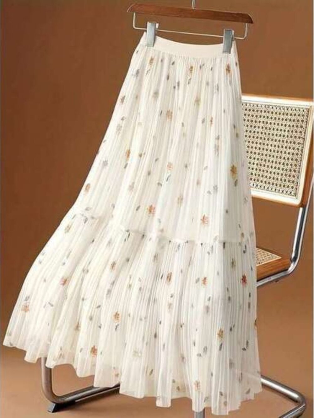 LuminousWealth Women's Elegant Floral Pleated Maxi Dress - Colorful Floral Patte